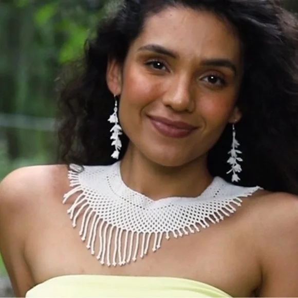 ๐๏ธ Mother Sierra ANGEL EYELET Choker Necklace - One Size - White - Picture 2 of 4